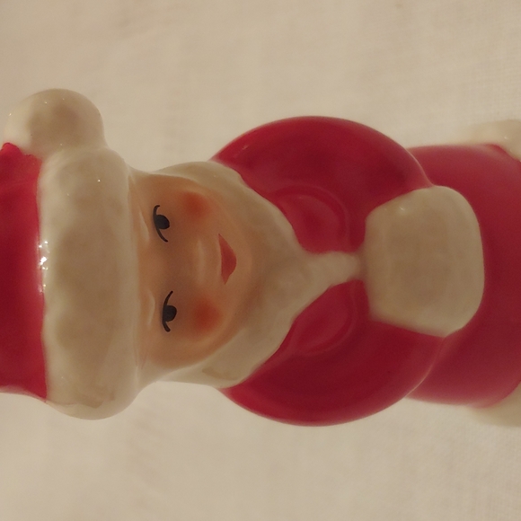 Santa and Mrs. Claus Goebel Ornament Pair - Picture 11 of 15